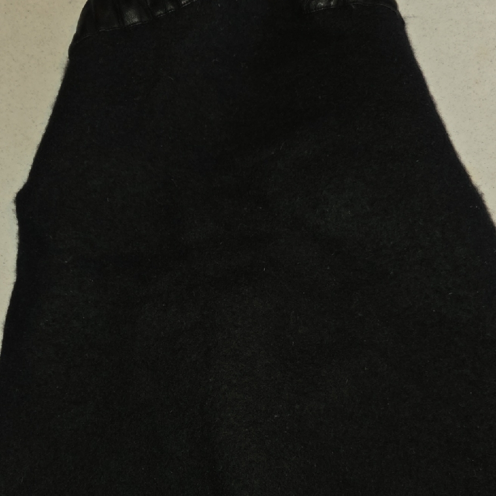 Bcbg Maxazria Wool Sweater Euc - image 7